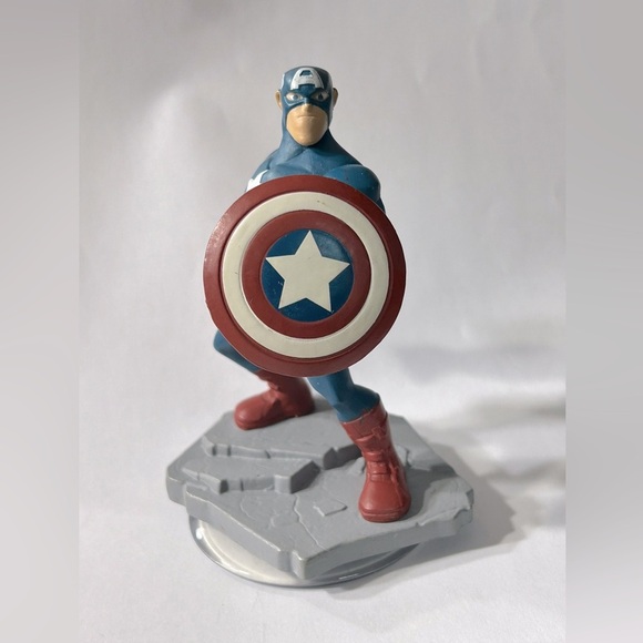 Disney Infinity 2.0 -  Captain America 🇺🇸 Buy 4 $14 Figures Get TWO $14s FREE - Picture 3 of 4